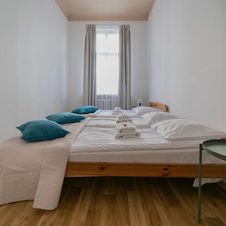 Huge Apartments Smolensk Street 크라쿠프 외부 사진