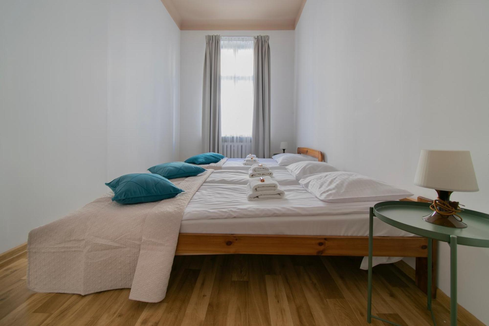 Huge Apartments Smolensk Street 크라쿠프 외부 사진