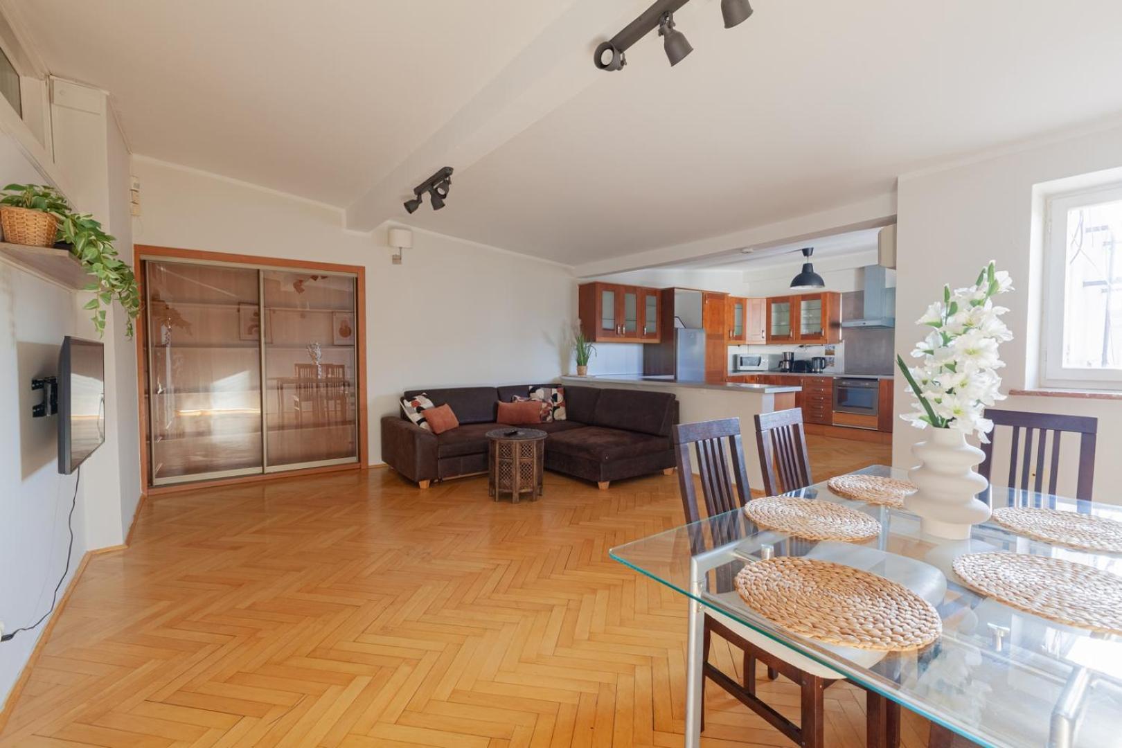 Huge Apartments Smolensk Street 크라쿠프 외부 사진